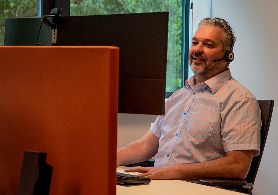 Peter - voorkant aan het werk - Social