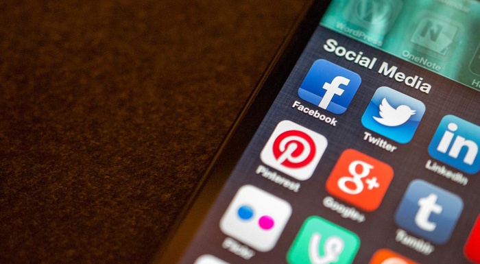 social media beweringen.jpg